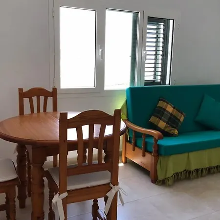 Nyaraló Casa Carmen En Caleta De